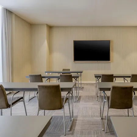Ac By Marriott 4* Валенсия