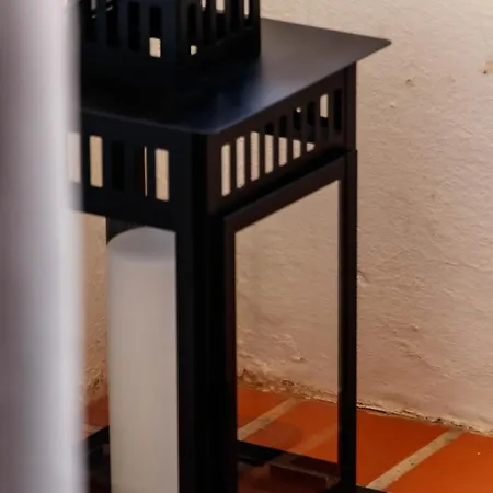 Apartamento Luminoso. Comodo. Acogedor. Wifi. Junto A Ave Valencia