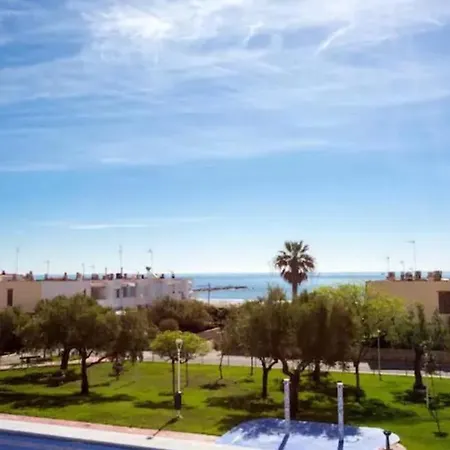 Con Vistas Al Mar A Pocos Metros De La Playa Apartmán Valencie