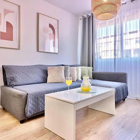 Spacious, Sunny Flat By Of Arts & Sciences Valencia