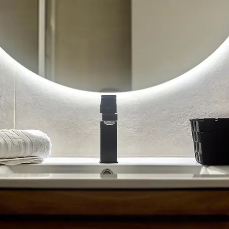 Spacious, Sunny Flat By Of Arts & Sciences * فالنسيا