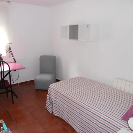 Residencia Universitaria Reuniver Burjassot * Valencia