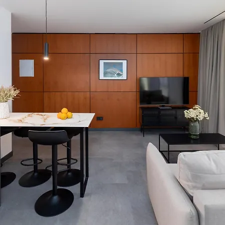 Calatrava By Alma Apartment
