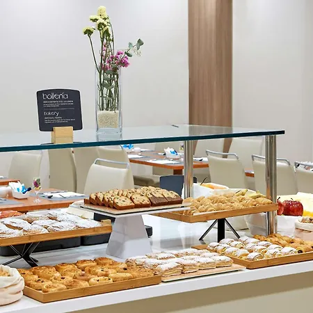 Nh Ciencias Hotel 3*