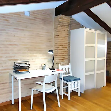 Casita Con Terraza En Cabanyal Valencie