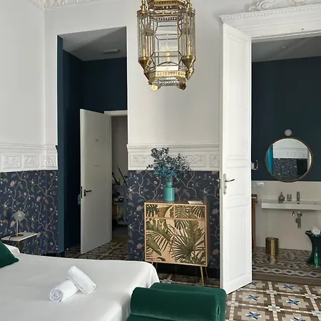 L'esplai فندق مبيت وإفطار 4*