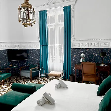 L'esplai فندق مبيت وإفطار 4*