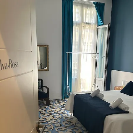 L'esplai فندق مبيت وإفطار 4*