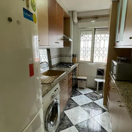 Flat Family Near Center And Jardin Turia Avenida Del Cid