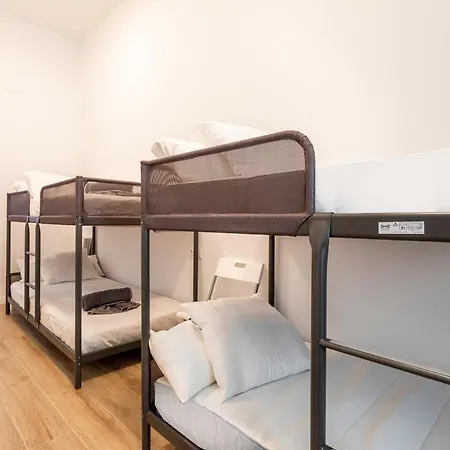 Appartement 10 Pax, Ac, Wifi Gratis, Ciudad Artes Y Ciencias