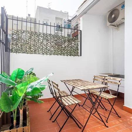 Convento, Amazing Flat With Terrace 1 דירה *