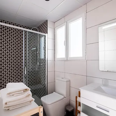 Appartement Spacious Penthouse With Massive Terrace