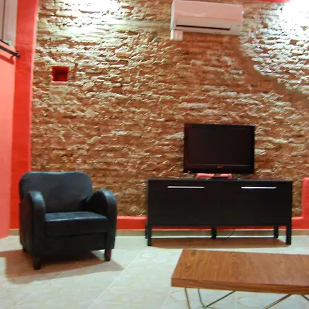 Next To Market, Cathedral And Town Hall Apartman *