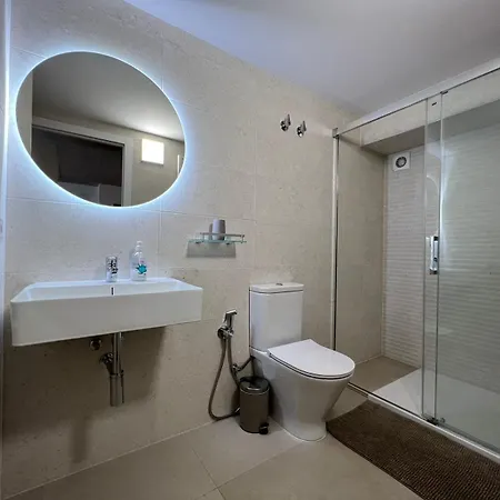 Carbonell 1 Lägenhetshotell 4*