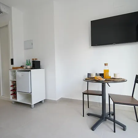 Suites Puerto Valencia By Bet Apartments