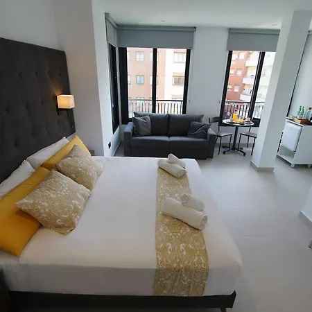 Suites Puerto Valencia By Bet Apartments
