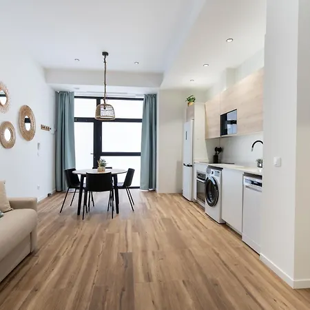 Marina Apartment *