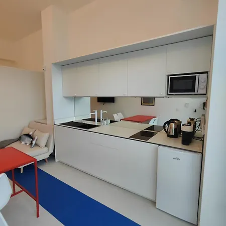 Apartment Carisan1 6 Min To Modern Bright *