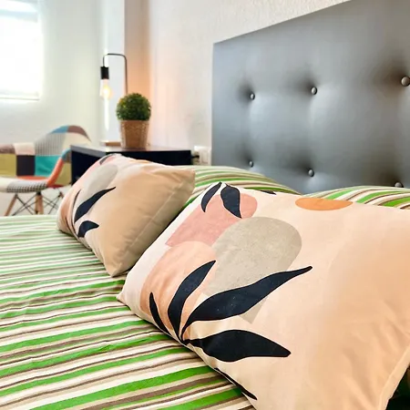 Проживание в семье Residencial Private Room, Comfy&quiet Well Located - Center And *