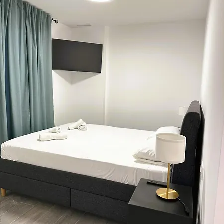 Esteve Silence * Βαλένθια