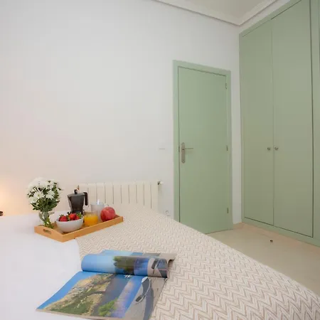 Singularstays Marti 13 *