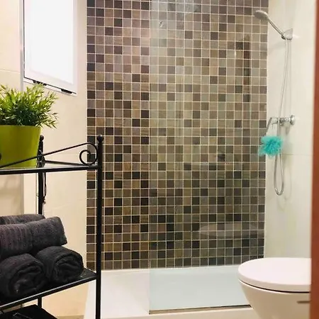 Great Close To Center *