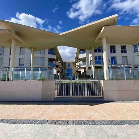 Apartment Stylish With Terrace On The Beachfrom *