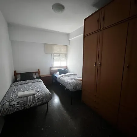 Habitacion Centrica En Acogedora Casa Valencia
