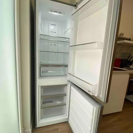 Chic Avec Terrasse, Lumineux Et Calme 1 Appartement Valence