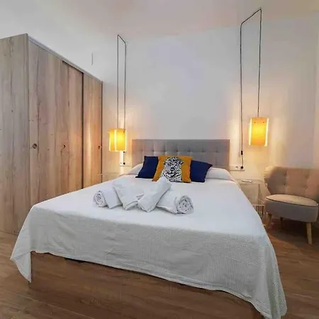 Chic Avec Terrasse, Lumineux Et Calme 1 * Valencia