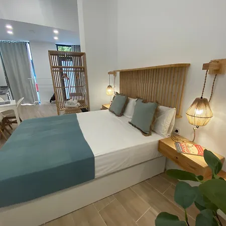 Travel Habitat Cabanyal Lofts *