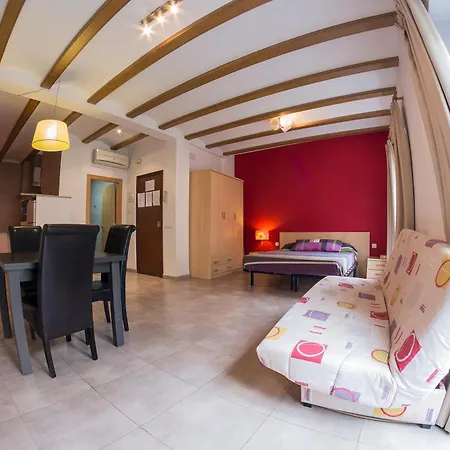 Loft In 2th Floor & Terrace In 4th Floor شقة