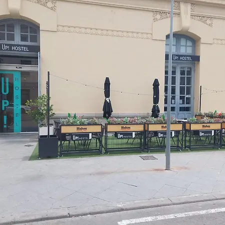 Vandrerhjem Up