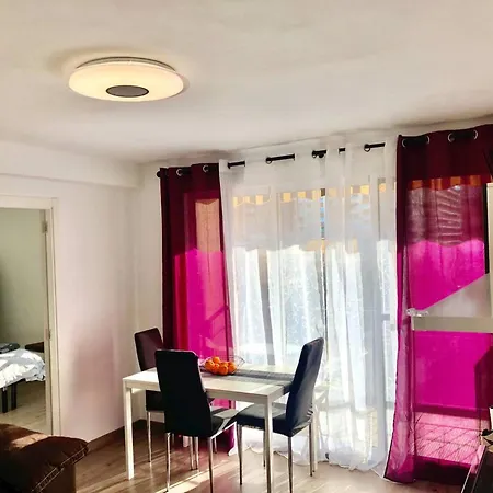 3 Bedrooms With Wifi At 5 Km Away From The * Valencia