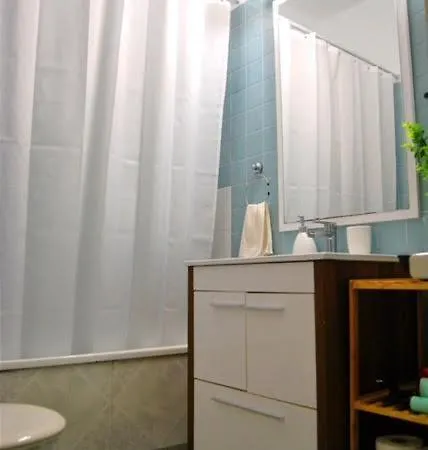 Habitación Céntrica Quarto em Acomodações Particulares *