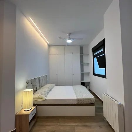 Apartamento De Diseno Junto A Palacio De Congresos Apartment *