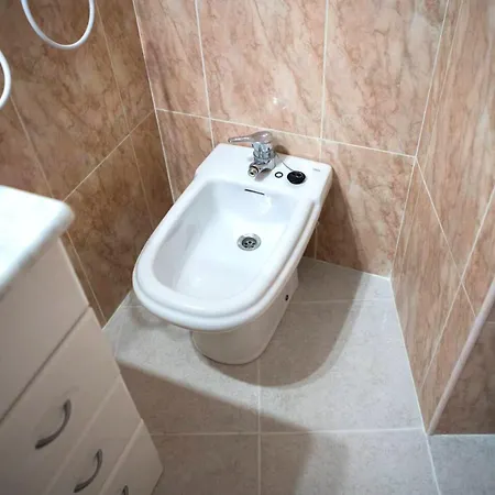 3 Bedrooms With Wifi At 5 Km Away From The Daire Valensiya