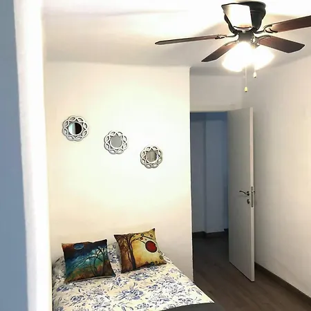 3 Bedrooms With Wifi At 5 Km Away From The * Valensiya