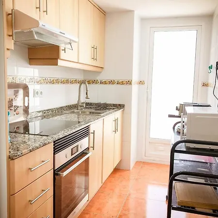 3 Bedrooms With Wifi At 5 Km Away From The Apartamento Valencia