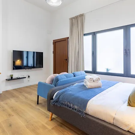 Travel Habitat Patraix Con Terracita *