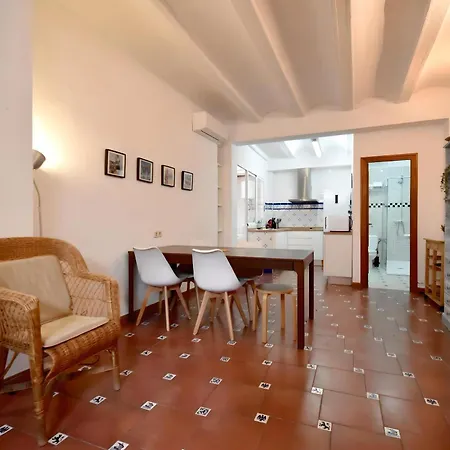 Preciosa Casa Con Terraza Cerca De La Playa *
