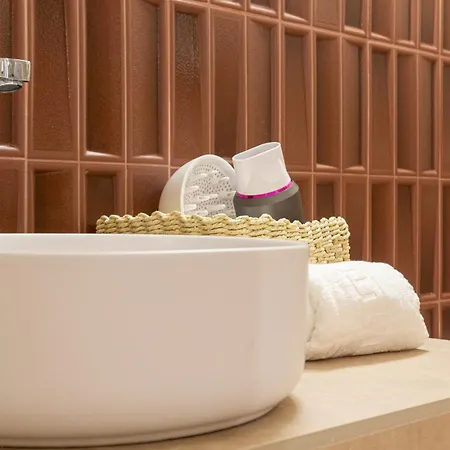 Osito Hub - Pintor Nicolau Valencia