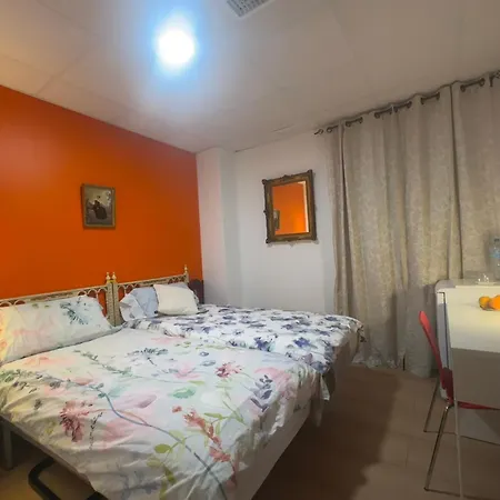 Проживание в семье Mirador 2 Del Mercado - Con Bano Privado En El Centro De La Ciudad Vella Валенсия