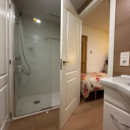 Проживание в семье Mirador 2 Del Mercado - Con Bano Privado En El Centro De La Ciudad Vella