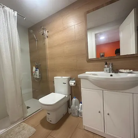 Rum i privatbostad Mirador 2 Del Mercado - Con Bano Privado En El Centro De La Ciudad Vella Valencia