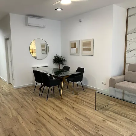 Valdeolivas Apartment