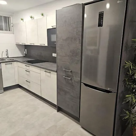 Apartamento Mediterraneo Tranquilo Y Familiar דירה