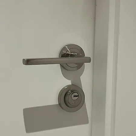 Doble Con Bano Privado En Port & Arts Valencia