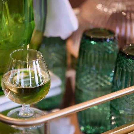 Palacio Santa Clara, Autograph Collection 4*