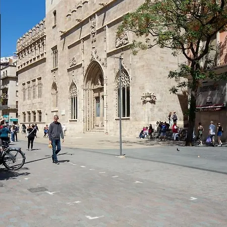 Moderno Loft En Pleno Centro Valencia